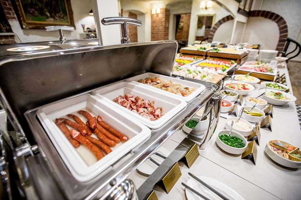 Hotel Diament Economy Gliwice Restaurant photo