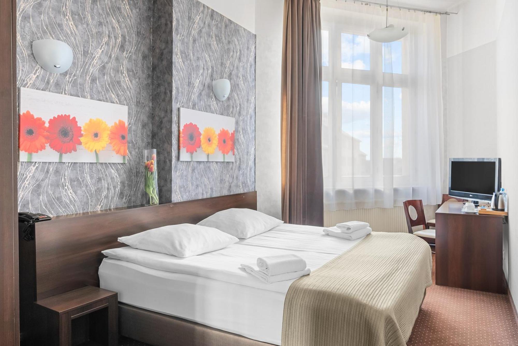 Hotel Diament Economy Gliwice Exterior photo