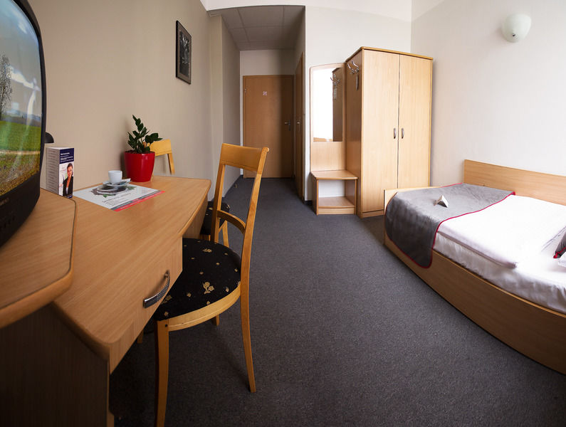 Hotel Diament Economy Gliwice Exterior photo
