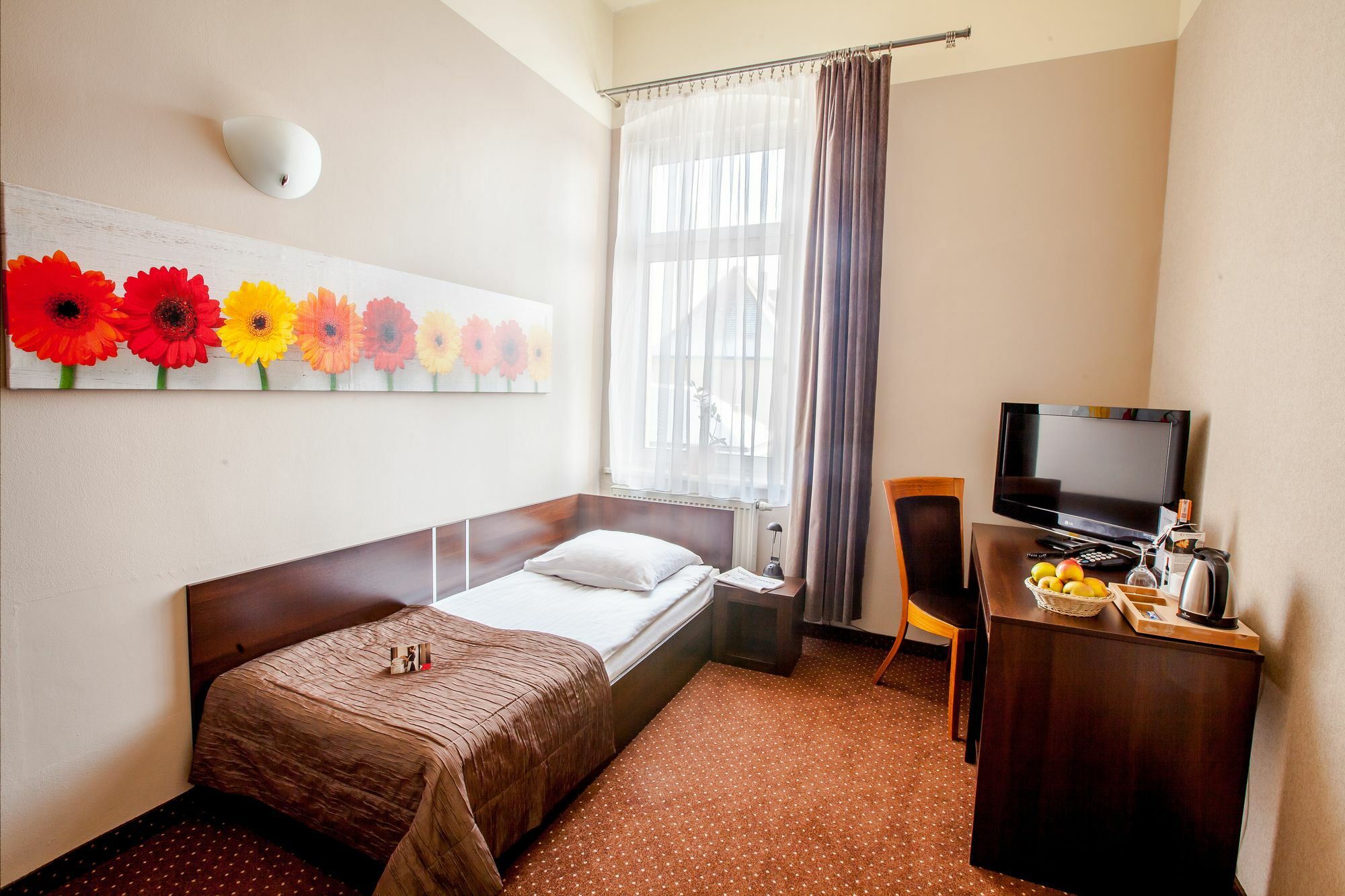 Hotel Diament Economy Gliwice Exterior photo